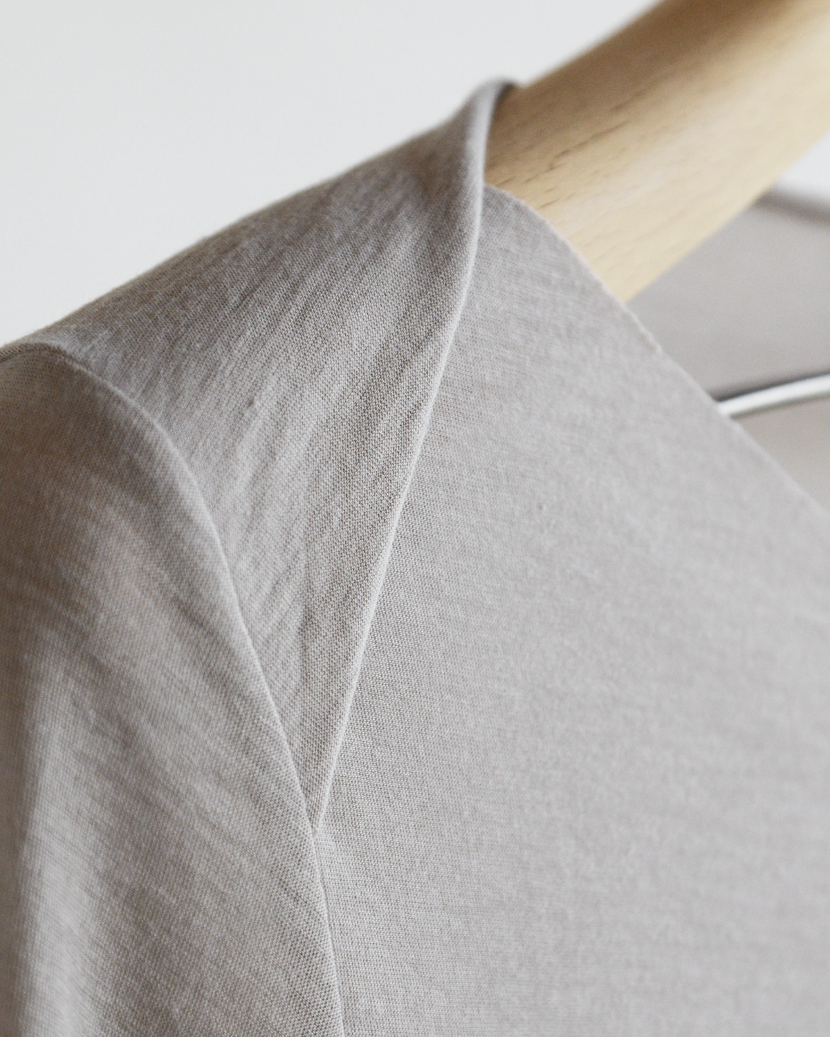 HOLON LONGSLEEVE • Clay