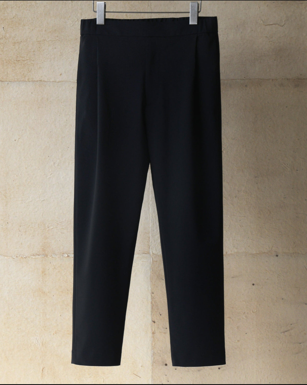 APEIROS PANT • Black Swan • SAMPLE