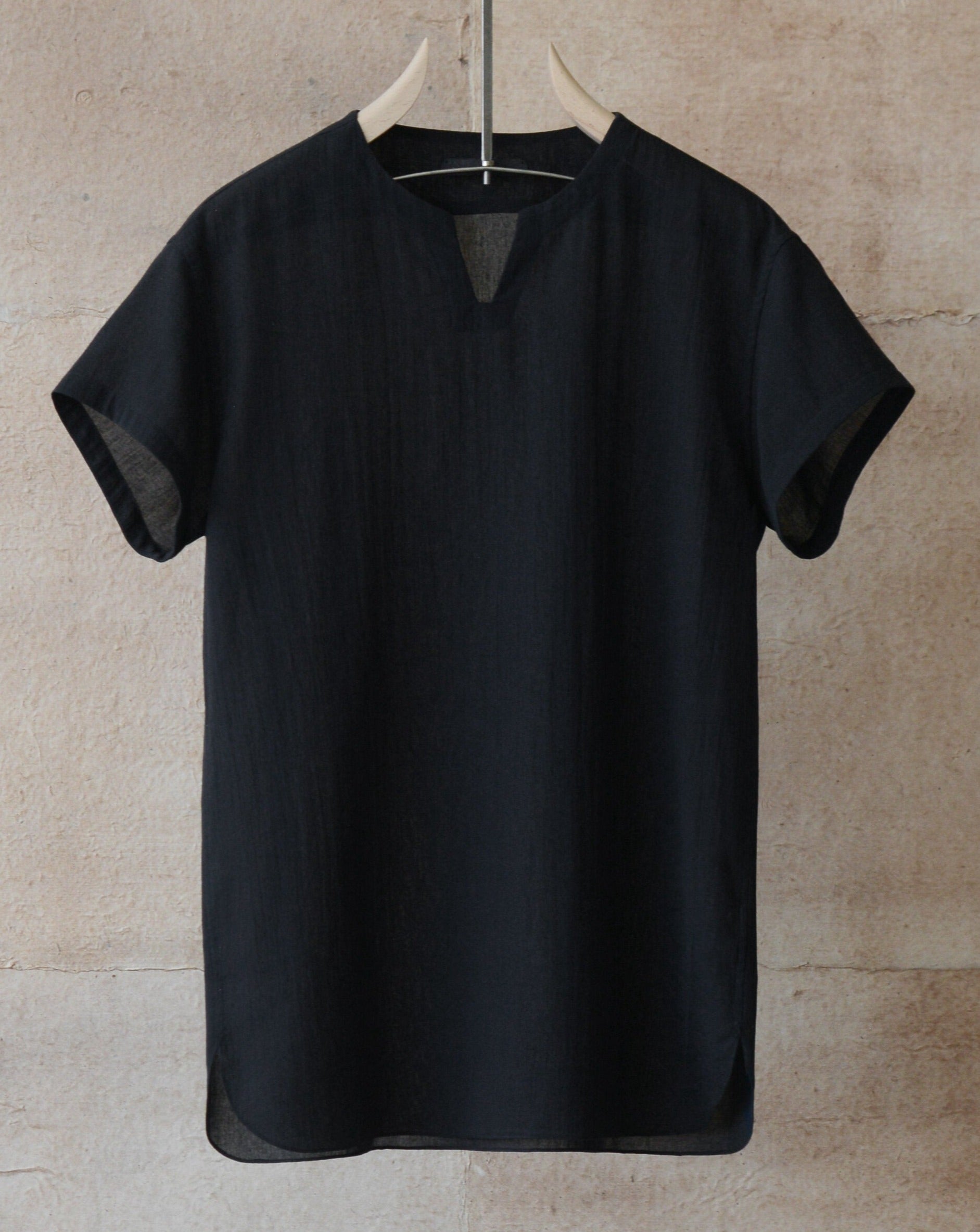 TEA SHIRT S/S • Nero - EŸN VAS